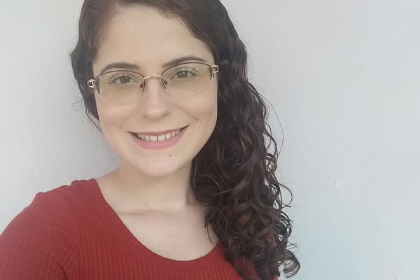 Cô Valerie Marie Lugo Gonzalez