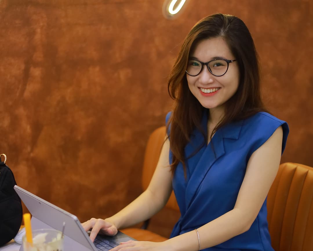 Cô Nguyễn Thu Hằng (Ms. Claire)
